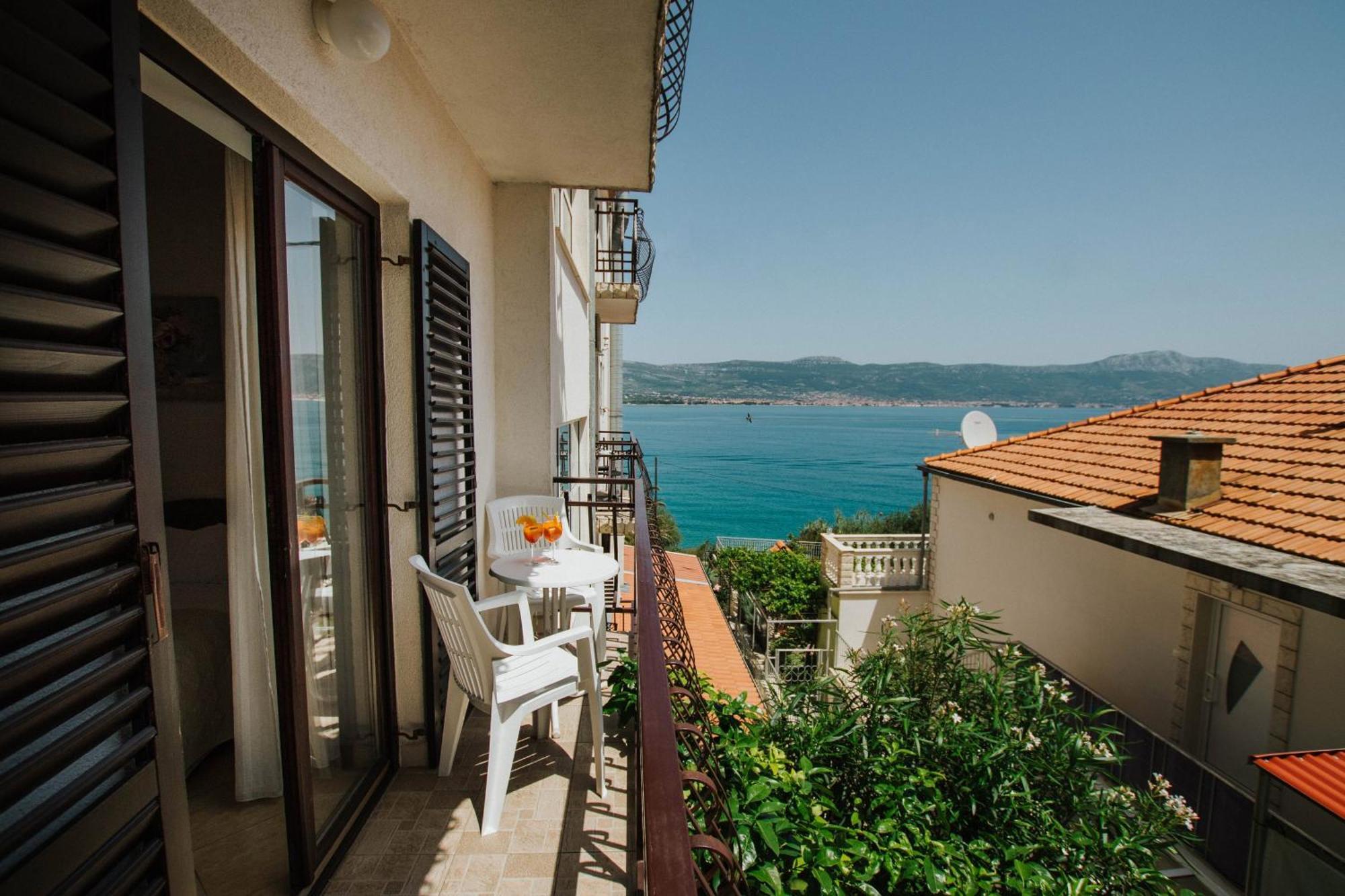 Dreibettzimmer - mit Balkon und Meerblick